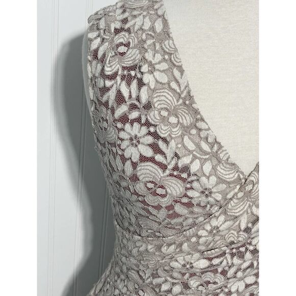 Anthropologie Maeve Dress Faux Wrap V-Neck Floral Lace Sleeveless Tan Small - Picture 4 of 12